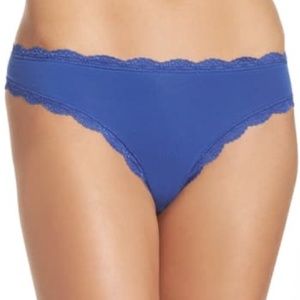 NEW Small Free People Intimately Blue Scalloped Lace Panty Thong